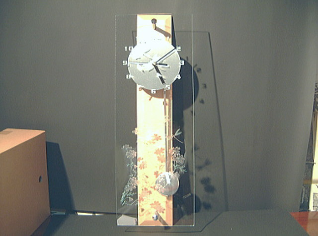 掛時計のガラス彫刻