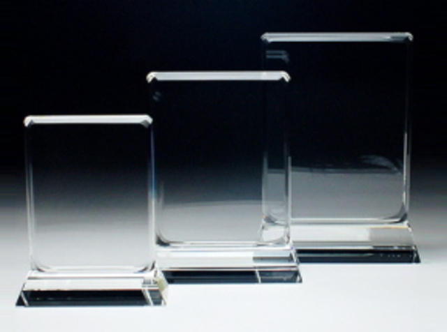 角型クリスタルガラス盾三種類